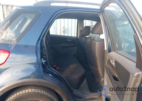 2010 Suzuki Sx4 Technology from USA, damaged, VIN JS2YB5A32A6301876